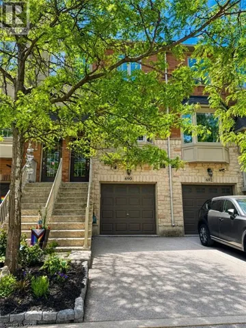 690 SUMMERS Common, Burlington, Ontario L7L0A5