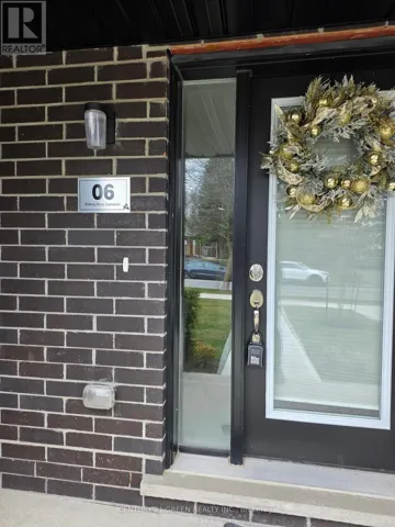 6 SIDNEY ROSE COMMON, St. Catharines (Glendale/Glenridge), Ontario L2T0B3
