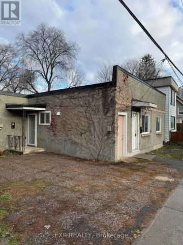 17 LOYER STREET, Ottawa, Ontario K1L5V9