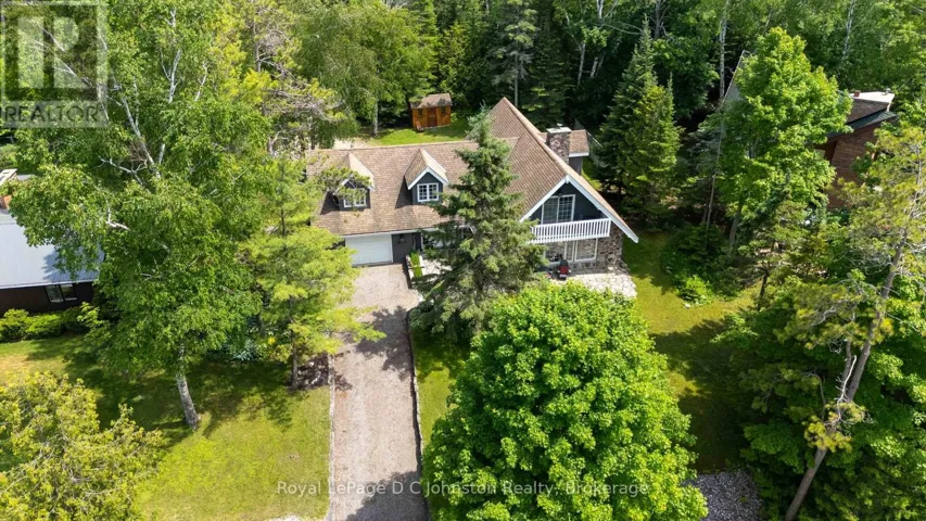 471 ECKFORD AVENUE, Saugeen Shores, Ontario N0H2L0
