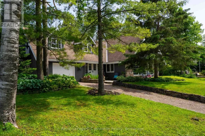 471 ECKFORD AVENUE, Saugeen Shores, Ontario N0H2L0
