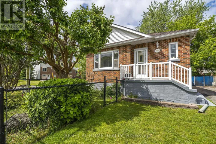 980 GLEN STREET, Oshawa (Lakeview), Ontario L1J3V1