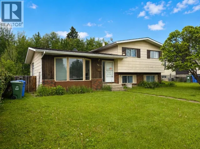 5620 57 Street, Rocky Mountain House, Alberta T4T1H7
