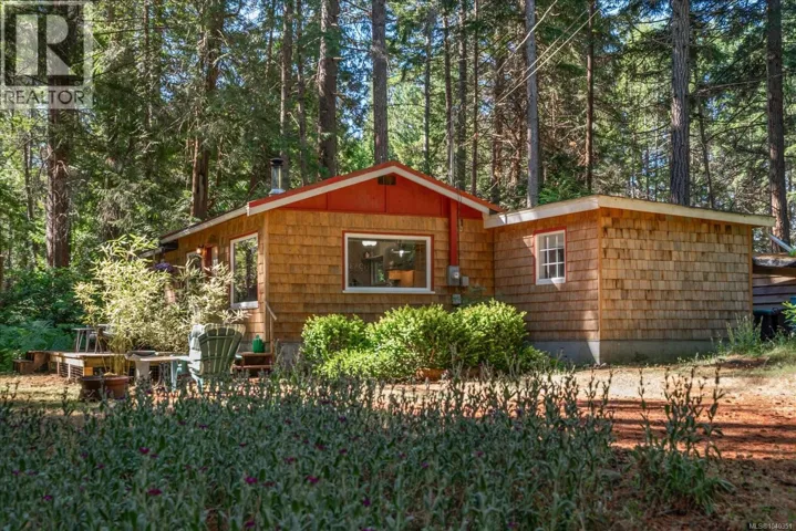 195 Ricardo Rd, Gabriola Island, British Columbia V0R1X0
