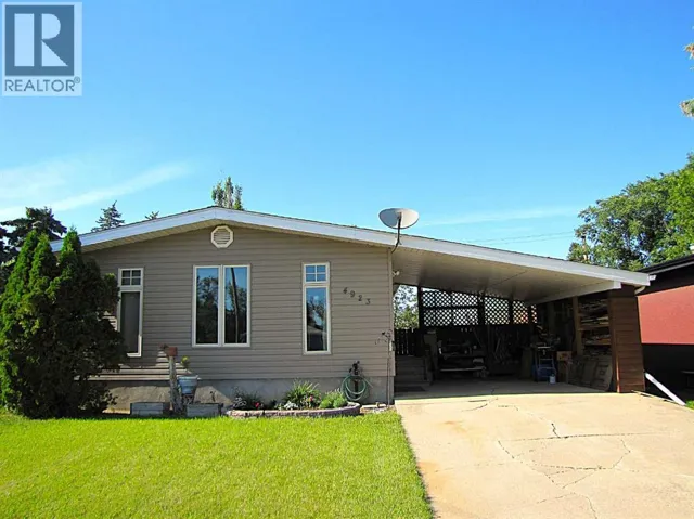 4923 52 Avenue, Taber, Alberta T1G1H6