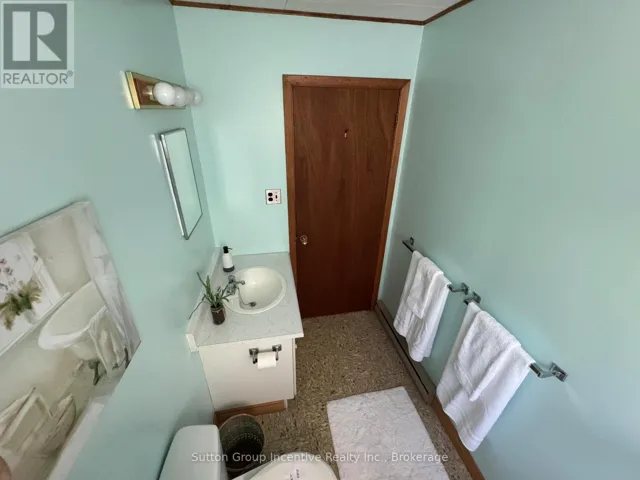 780