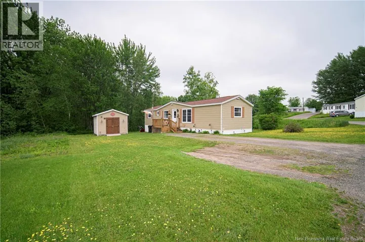 1 Roy Street, Lincoln, New Brunswick E3B6S6