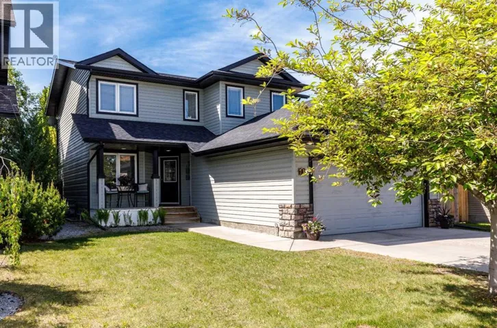 73 Lanterman Close, Red Deer, Alberta T4R3N3