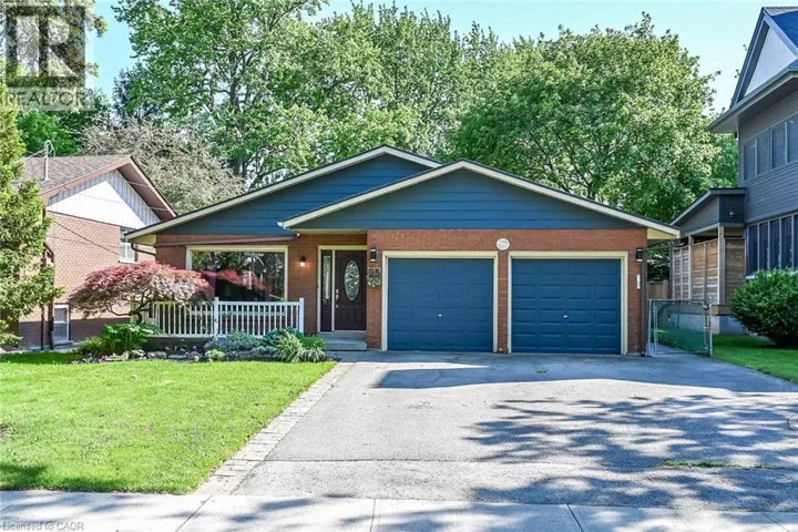 25 INVERNESS Avenue, Hamilton, Ontario L9C1A1
