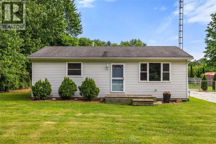 13320 BASE LINE, Thamesville, Ontario N0P2K0