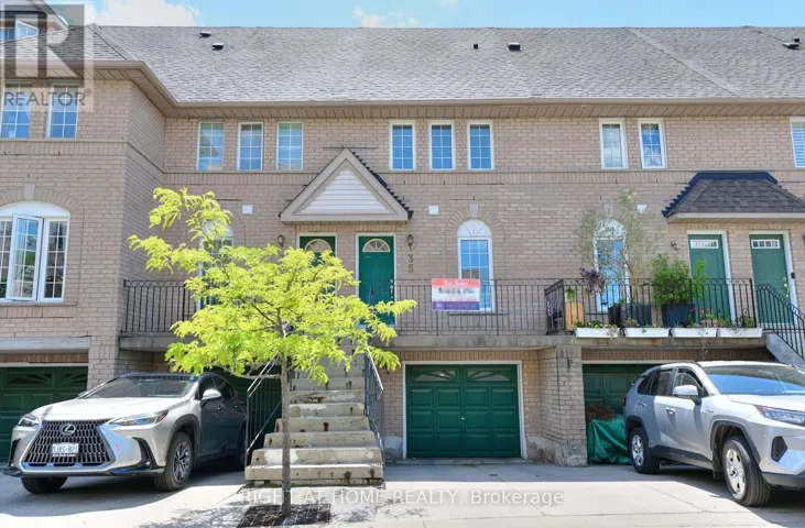 35 - 80 STRATHAVEN DRIVE, Mississauga (Hurontario), Ontario L5R3V9