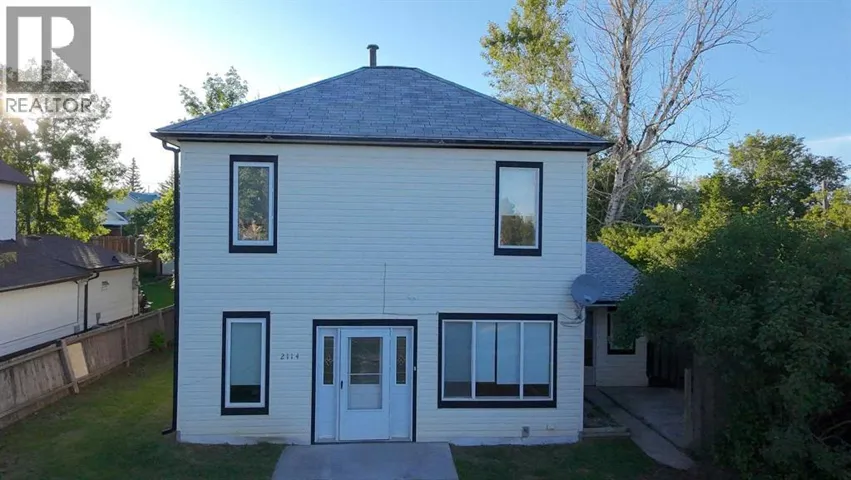 2114 22 Street, Nanton, Alberta T0L1R0