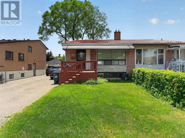 43 LANYARD ROAD, Toronto (Humbermede), Ontario M9M1Y8