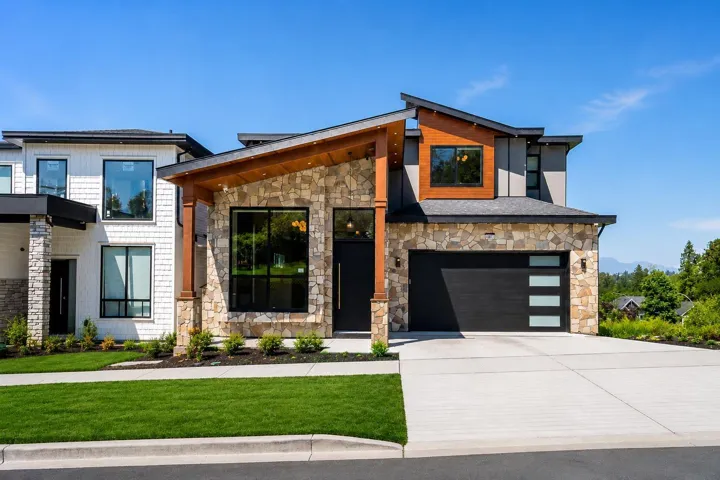 13977 60A AVENUE, Surrey, British Columbia V3X1E1