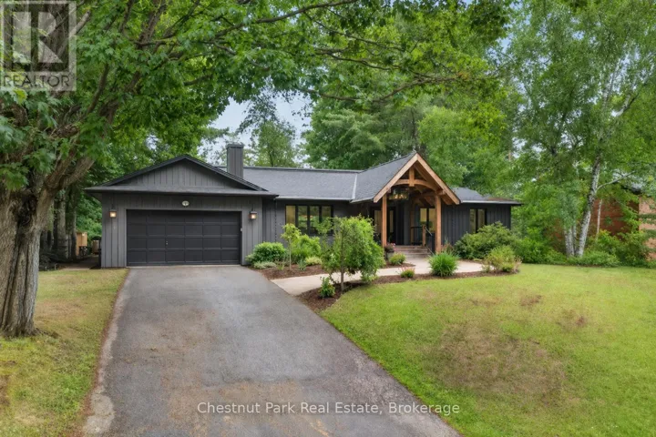 18 BROFOCO DRIVE, Bracebridge (Monck (Bracebridge)), Ontario P1L1C8