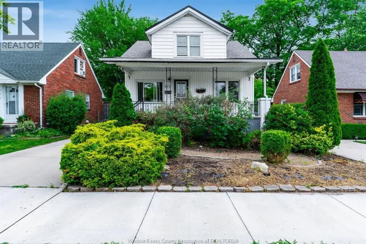 870 St. Louis, Windsor, Ontario N8S2K5