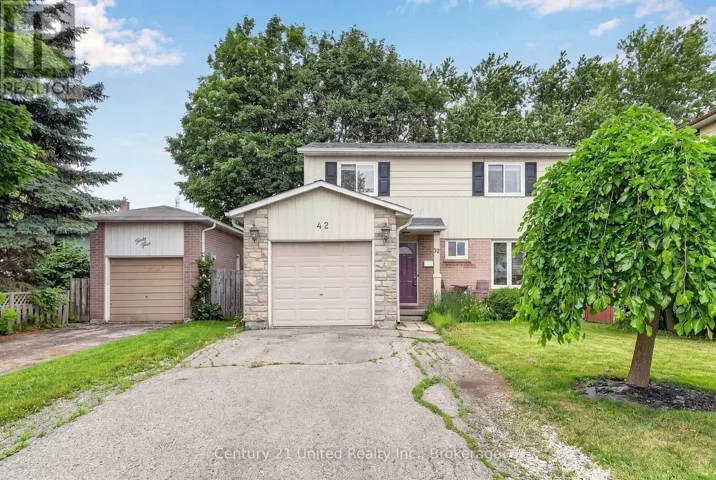 42 PEACOCK BOULEVARD, Port Hope, Ontario L1A2X4