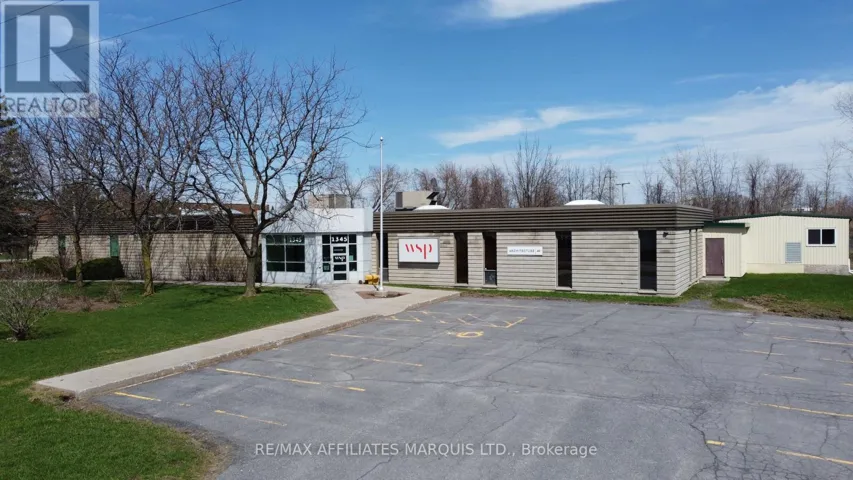 1343 ROSEMOUNT AVENUE, Cornwall, Ontario K6J3E5