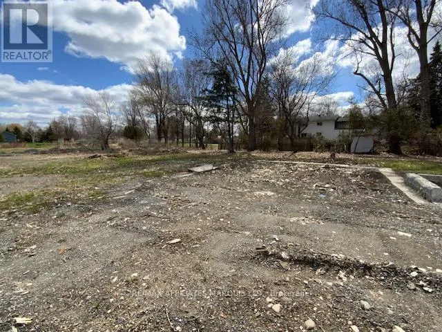 20918 SOUTH SERVICE ROAD, South Glengarry, Ontario K0C1N0