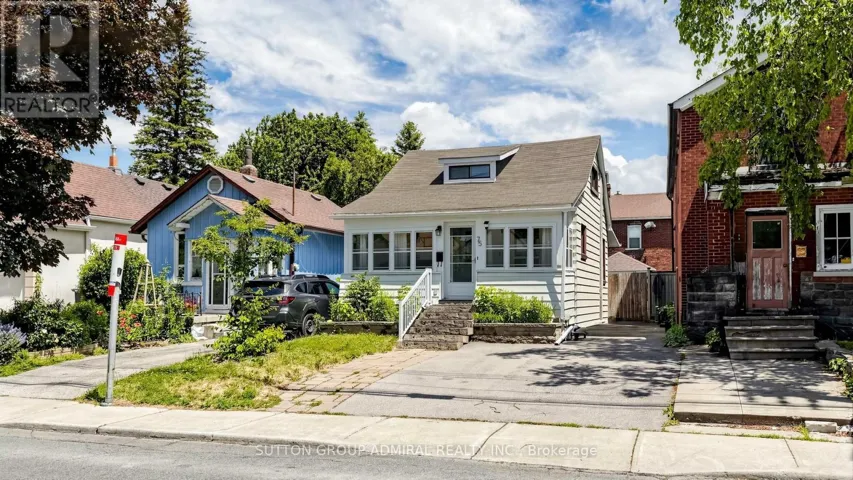 75 ROCKCLIFFE BOULEVARD, Toronto (Rockcliffe-Smythe), Ontario M6N4R4