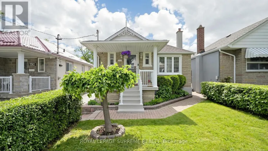 610 MCROBERTS AVENUE, Toronto (Caledonia-Fairbank), Ontario M6E4R7