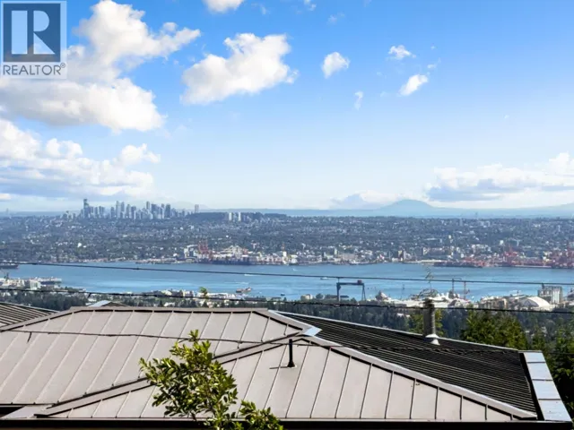 1040 CRESTLINE ROAD, West Vancouver, British Columbia V7S2E2