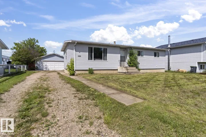 1211 8 ST, Cold Lake, Alberta T9M1J7