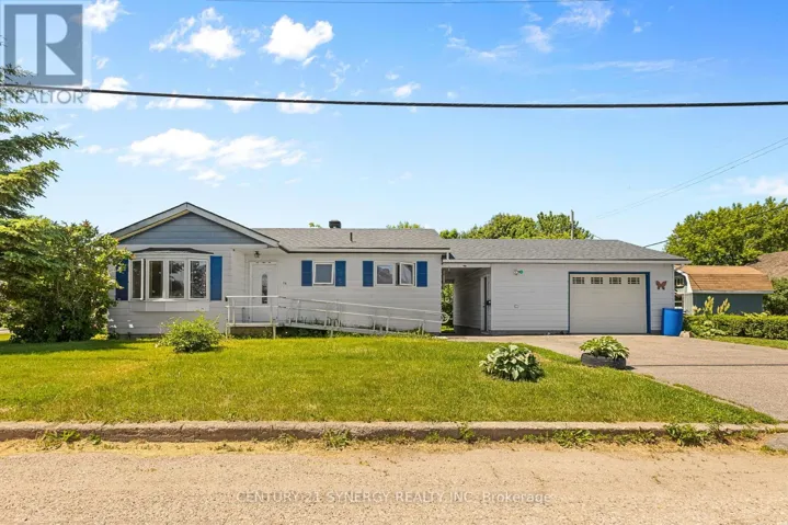 76 BRIDGE STREET, Arnprior, Ontario K7S2E6