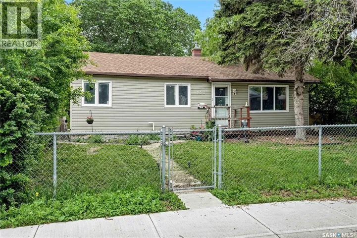 133 OSLER STREET, Regina, Saskatchewan S4R1V3