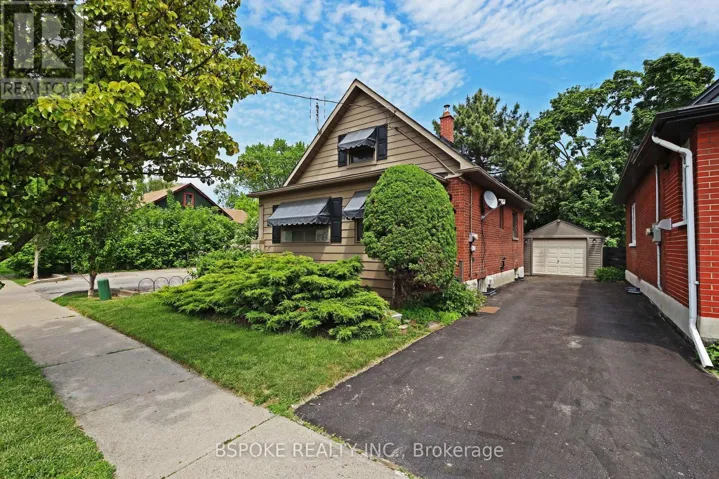 47 GLADSTONE AVENUE, Oshawa (McLaughlin), Ontario L1J4E4