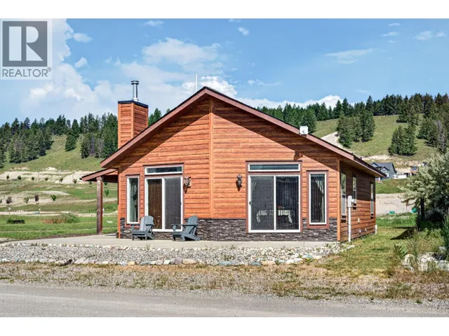 1695 Koocanusa Lake Drive, Lake Koocanusa, British Columbia V0B1T5