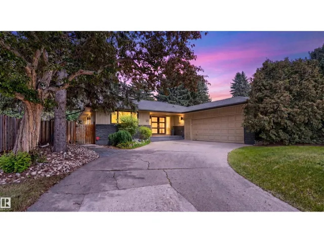 16 QUESNELL RD NW, Edmonton, Alberta T5R5N2