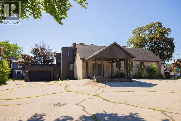 1309 KING Street, Hamilton, Ontario L8M1H2