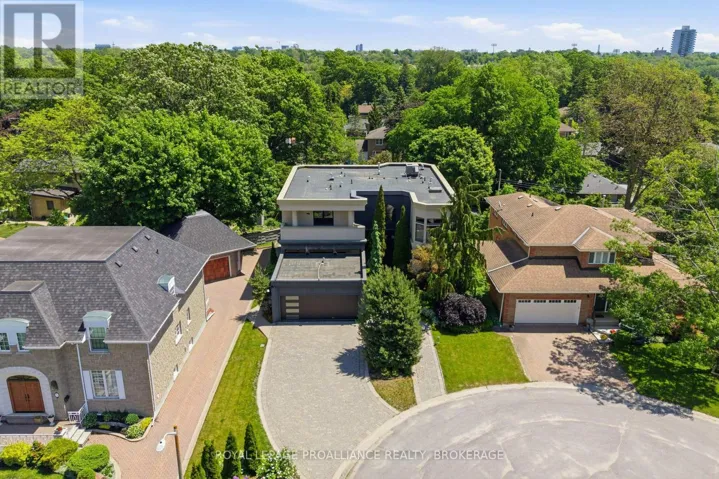 3 AUTHORS LANE, Kingston (Central City West), Ontario K7M7W7