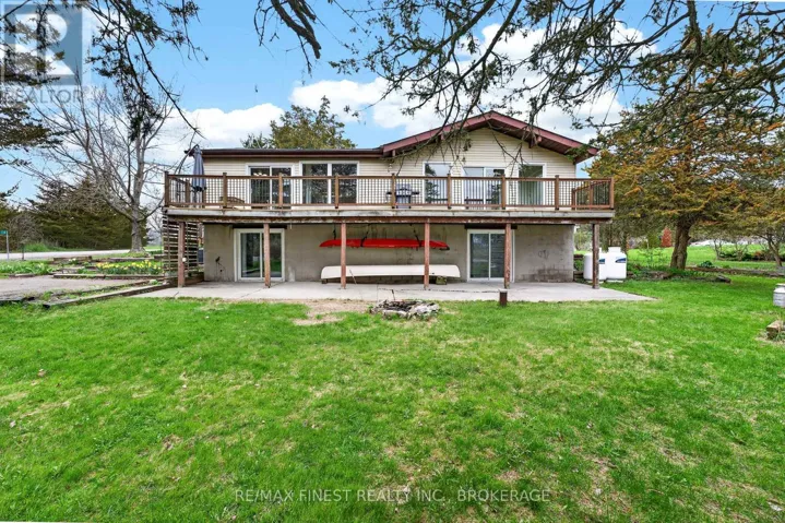 8 SUNRISE COURT, Prince Edward County (Ameliasburg Ward), Ontario K8N4Z7