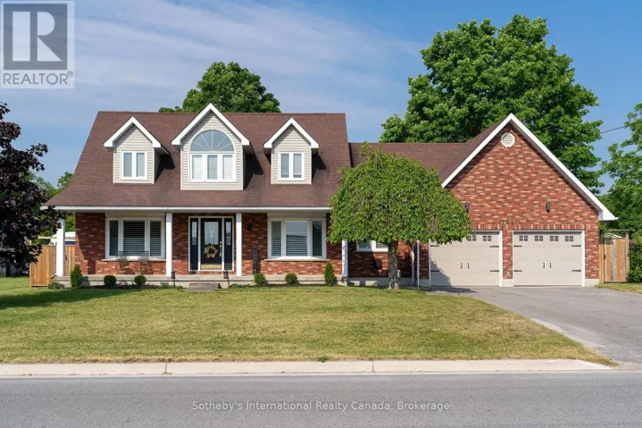 154 MARY STREET, Clearview (Creemore), Ontario L0M1G0