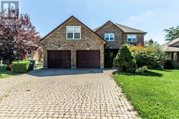 79 WOODLAND GLEN DRIVE, Guelph (Kortright Hills), Ontario N1G3S3