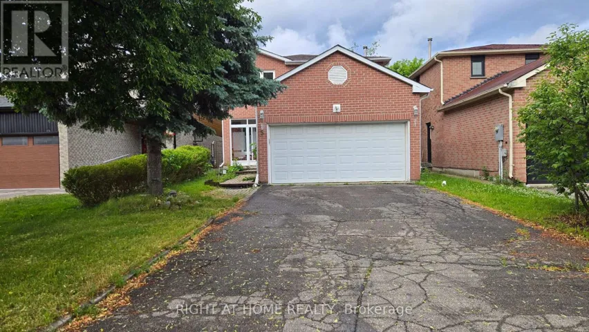 5 CONSTELLATION CRESCENT, Richmond Hill (Observatory), Ontario L4C8J8