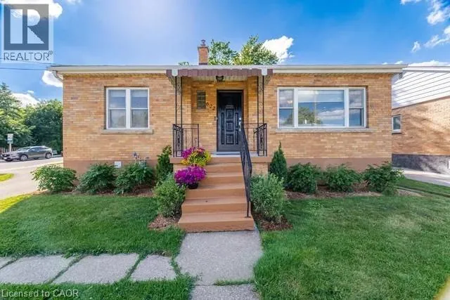 622 UPPER SHERMAN Avenue, Hamilton, Ontario L8V3M2