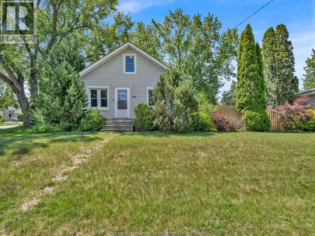 592 REAUME, LaSalle, Ontario N9J1B4