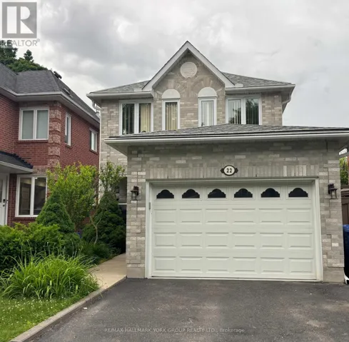 22 CASHEL COURT, Aurora (Aurora Highlands), Ontario L4G6R8