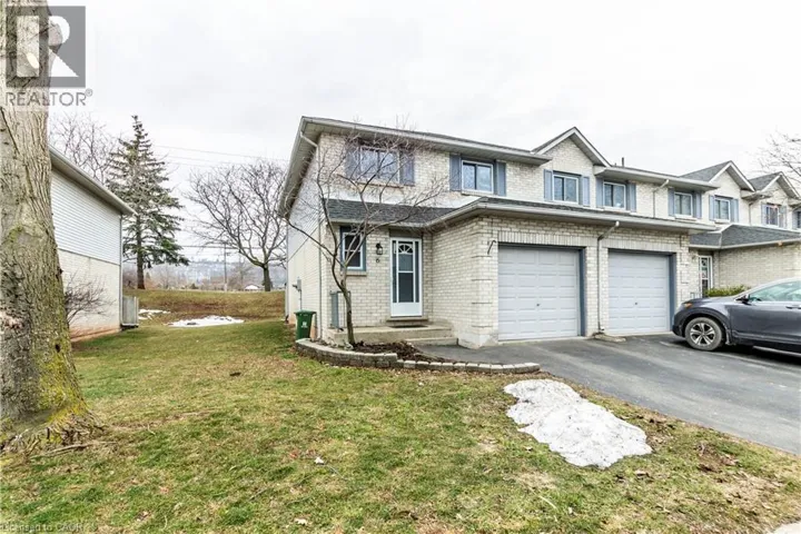 2 ROYALWOOD Court Unit# 6, Stoney Creek, Ontario L8E4Y9