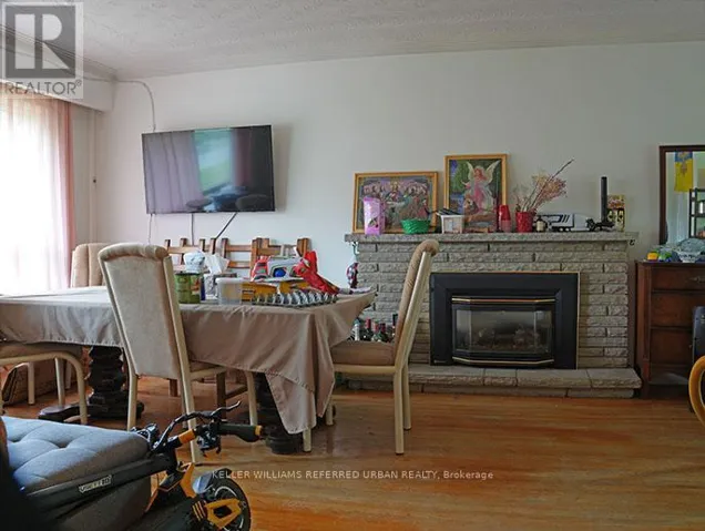 153 NEWTON DRIVE, Toronto (Newtonbrook East), Ontario M2M2N4