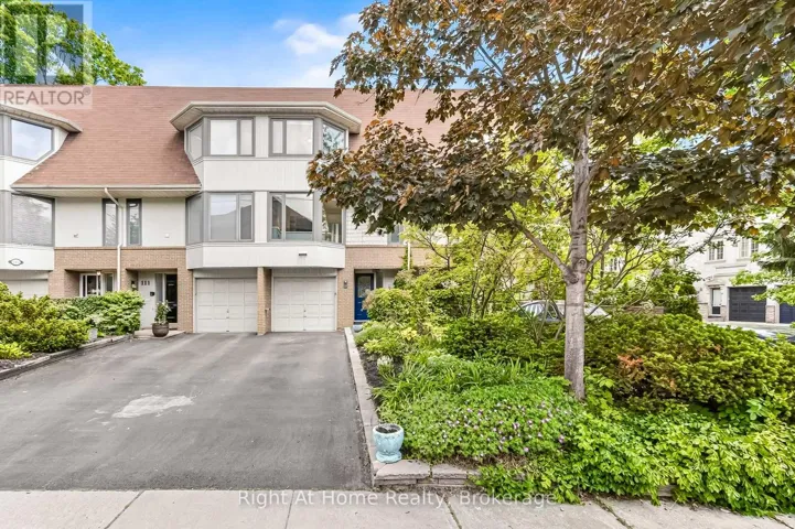 109 BRANT STREET, Oakville (CO Central), Ontario L6K2Z7