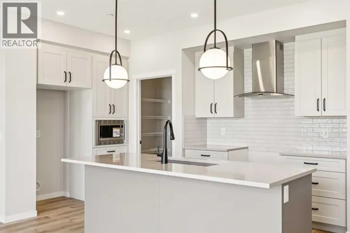 30 Hotchkiss Gardens SE, Calgary, Alberta T3S0T5
