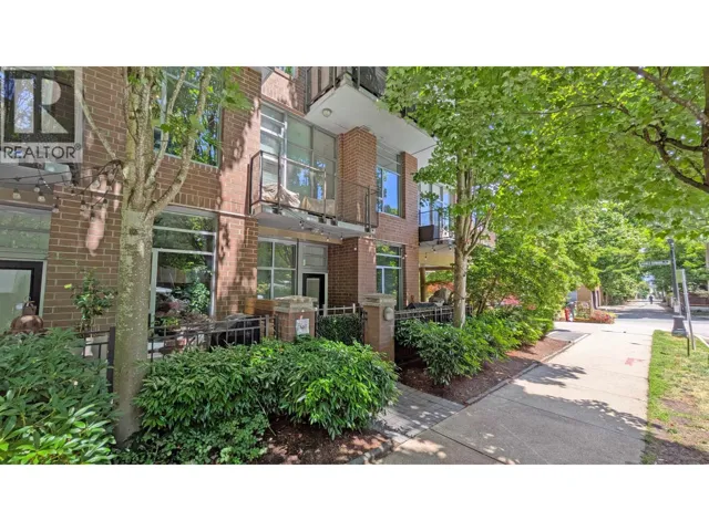 357 E 11TH AVENUE, Vancouver, British Columbia V5T4W3