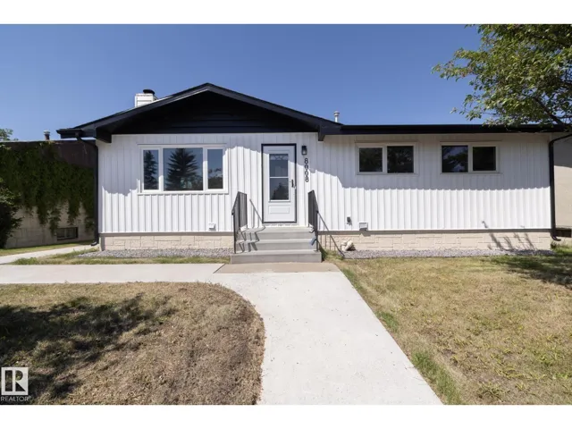 8008 159 ST NW, Edmonton, Alberta T5R2E4