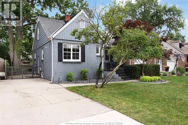 2326 GLADSTONE AVENUE, Windsor, Ontario N8W2P1