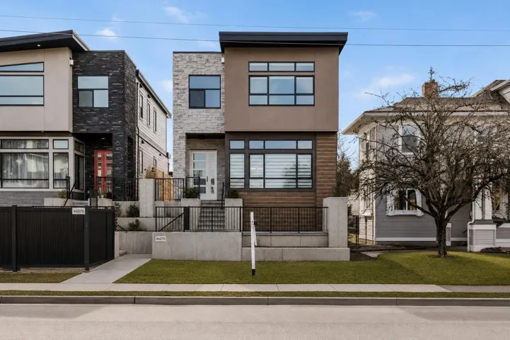 46070 FIRST AVENUE, Chilliwack Downtown, Chilliwack, British Columbia V2P1W1