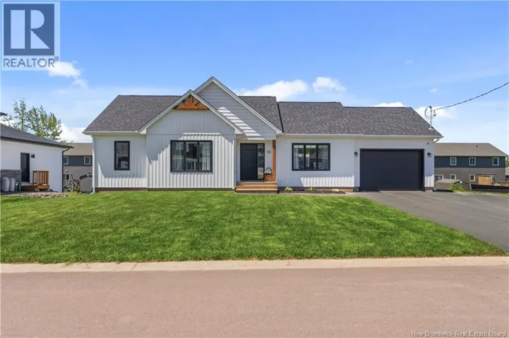 19 Le Guerne Court, Moncton, New Brunswick E1K0A3